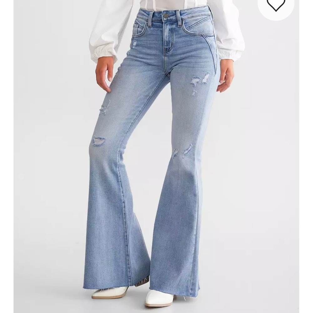KanCan Signature High Rise Super Flare Distressed Light Wash Jeans VBK2062L 29